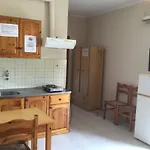 Kallithea Lägenhetshotell Loutra Aidhipsou