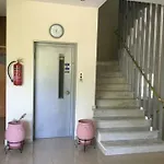Lägenhetshotell Kallithea 2*