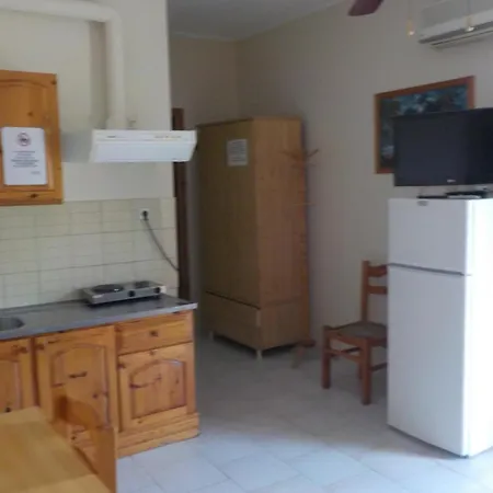 Kallithea Lägenhetshotell Loutra Aidhipsou