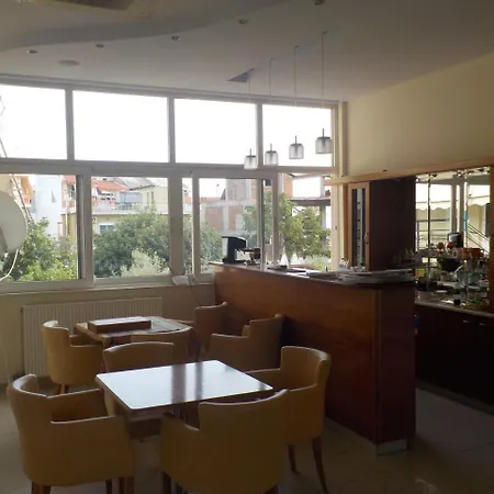 Kallithea Лутра-Эдипсу