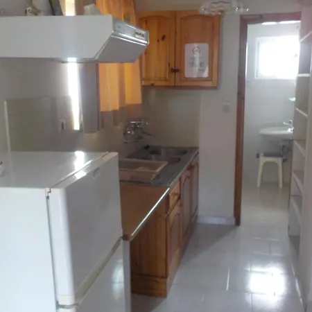 卡利西亚公寓式酒店 卢特拉艾季普苏