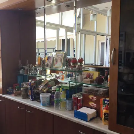 公寓式酒店 卡利西亚公寓式酒店 2*