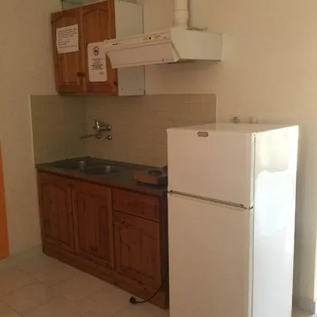 公寓式酒店 卡利西亚公寓式酒店 2*