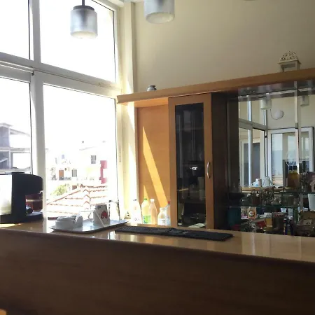 公寓式酒店 卡利西亚公寓式酒店 卢特拉艾季普苏